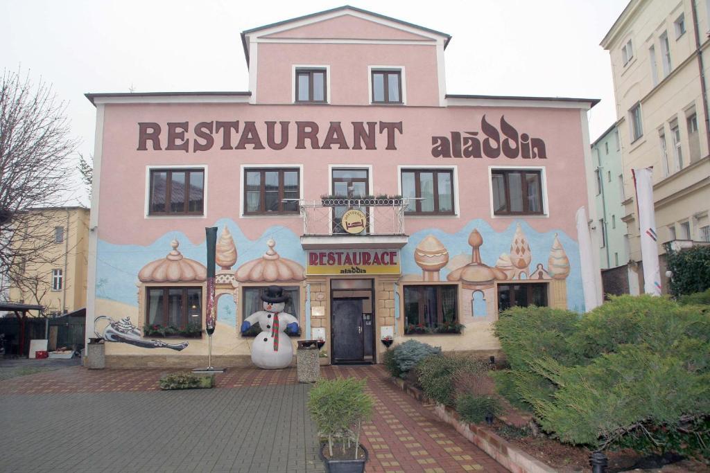 Penzion Aladdin Teplice Eksteriør bilde